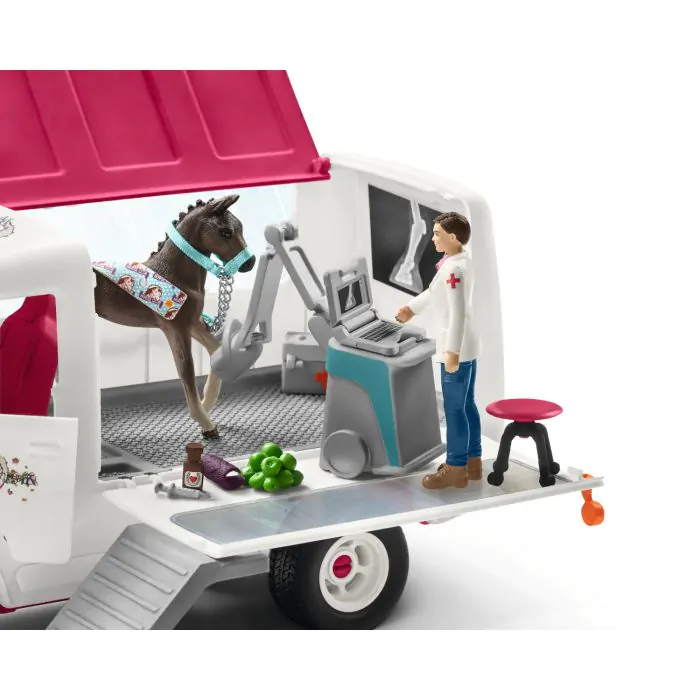 Schleich Horse Club Mobil Tierarzt mit Hannover Fohlen 42370